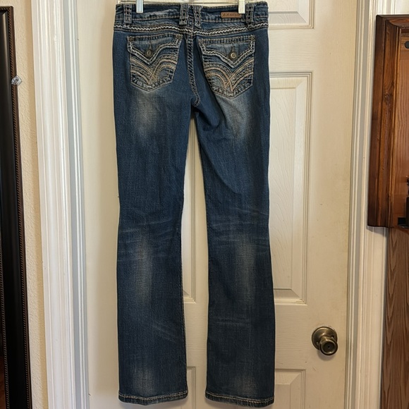 L.A. Idol, bootcut jeans. 7 - Picture 3 of 11